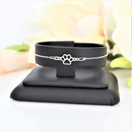 Bransoletka mała łapka ażurowa na łańcuszku