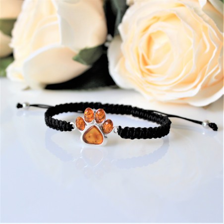 Bransoletka sznurkowa z łapką i bursztynem