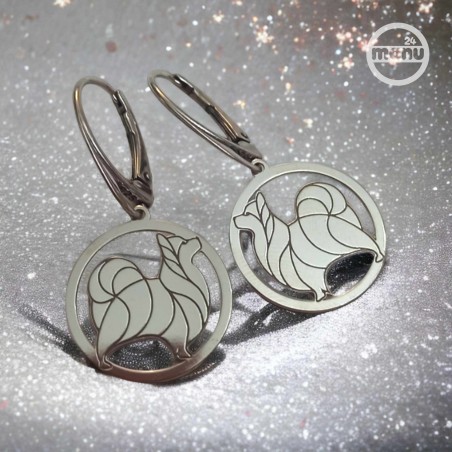 Kolczyki Papillon w okręgu